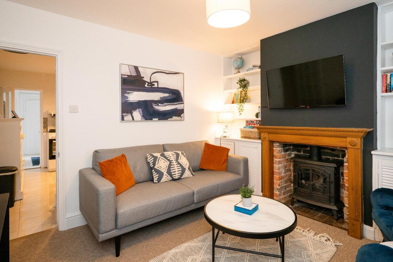 Stunning 2-Bedroom Home In City Centre With Wi-Fi! Royal Tunbridge Wells Luaran gambar